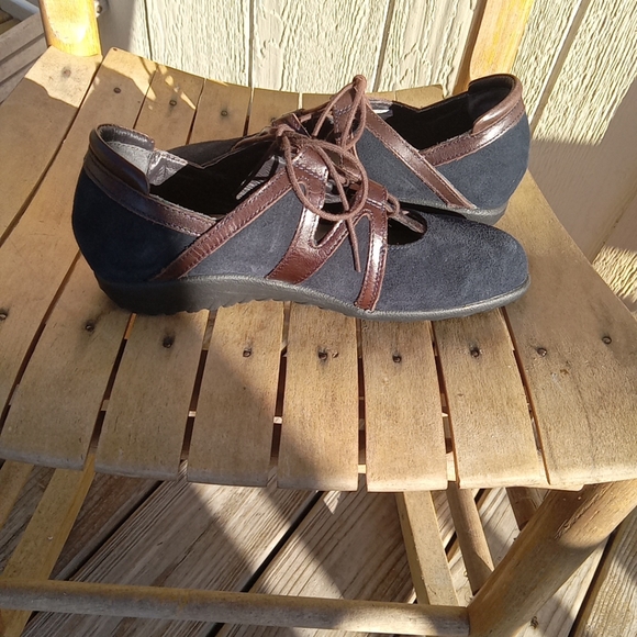 NAOT BLUE SUEDE LEATHER LACE UP MARY JANE SHOES SANDALS SIZE 36 U.S.A 5 - Picture 12 of 16
